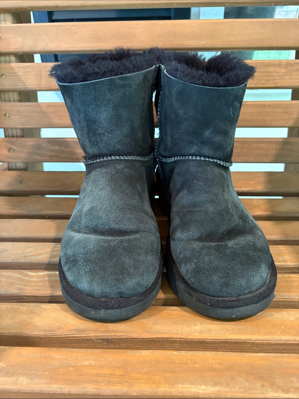 UGG Short Suede Shearling Bow Boots - Black